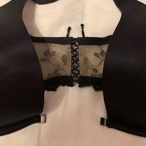 Victoria’s Secret Front Closure Plunge Bra